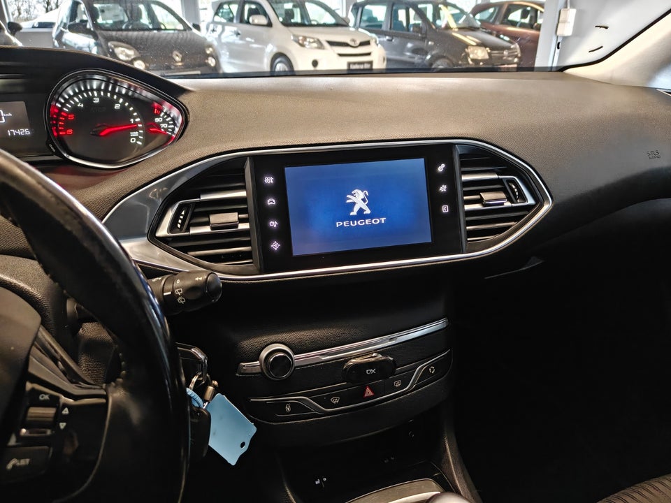 Peugeot 308 1,6 BlueHDi 120 Active SW 5d