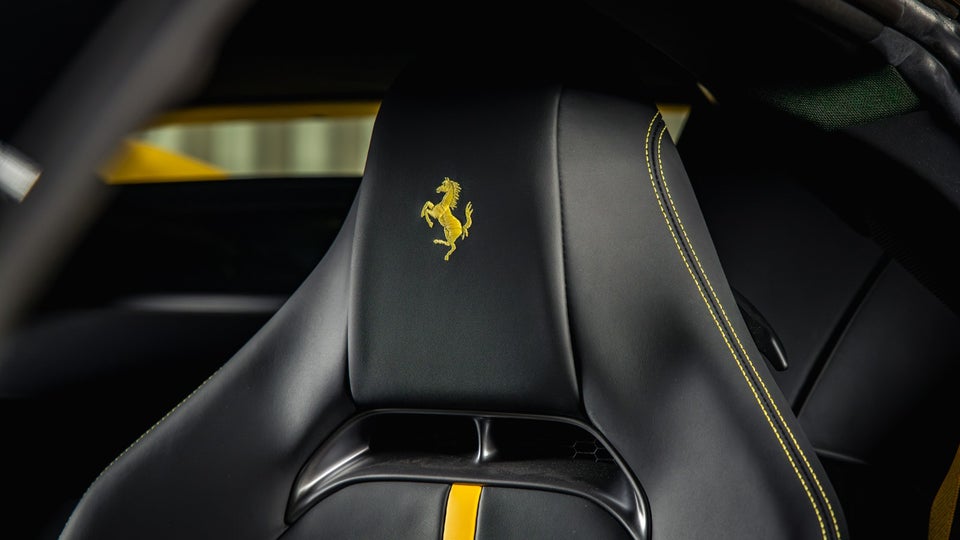 Ferrari SF90 Stradale 4,0 DCT 2d