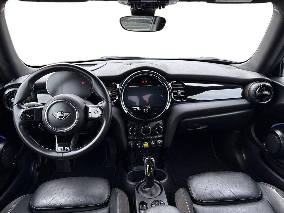 MINI Cooper SE Yours Trim 3d
