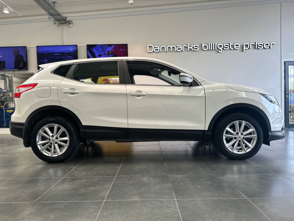 Nissan Qashqai 1,5 dCi 110 Acenta Connect 5d