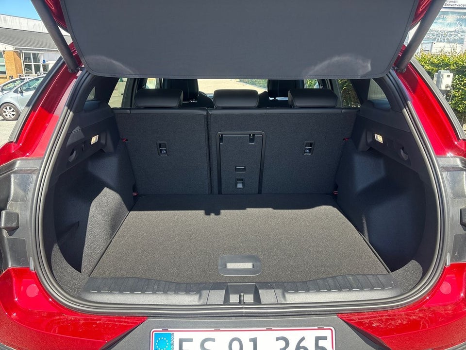 Ford Explorer 52 Premium Standard Range 5d