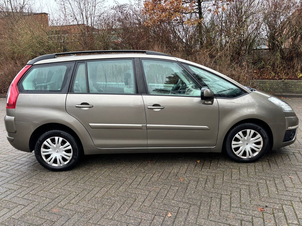 Citroën Grand C4 Picasso 1,6 HDi 112 Seduction E6G 7prs 5d