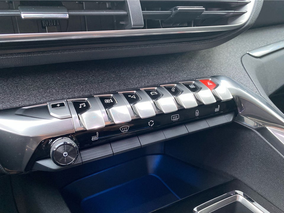 Peugeot 3008 1,6 Hybrid Allure Pack EAT8 5d