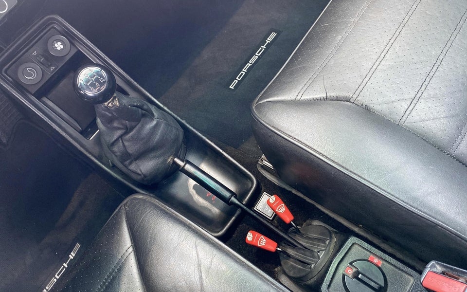 Porsche 911 3,2 Targa 2d