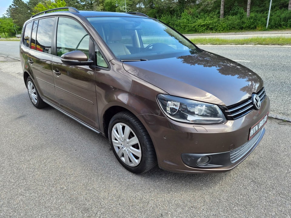 VW Touran 2,0 TDi 140 Comfortline DSG 7prs 5d
