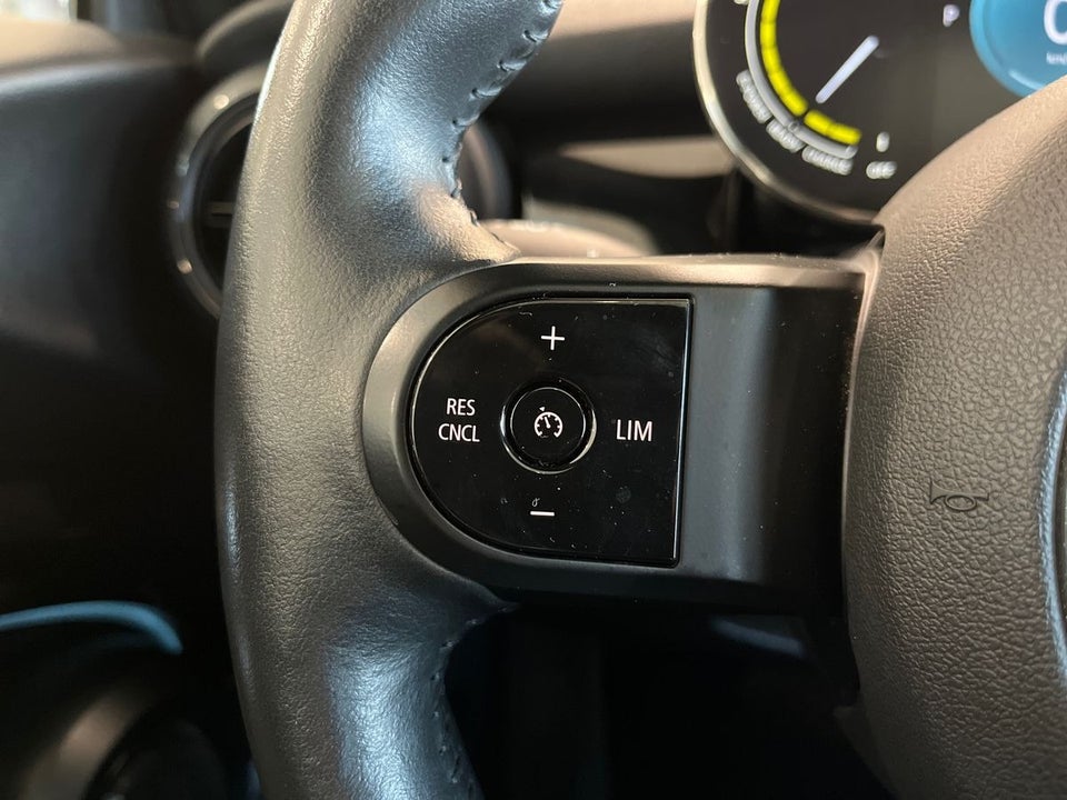 MINI Cooper SE Edition Premium Plus 3d