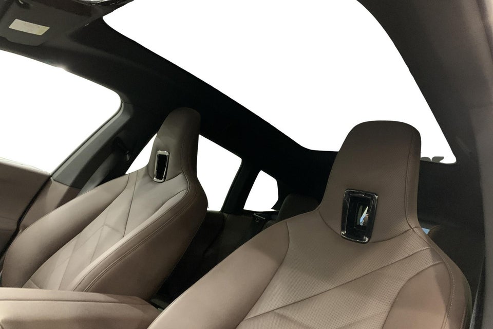 BMW iX xDrive40 Fully Charged 5d