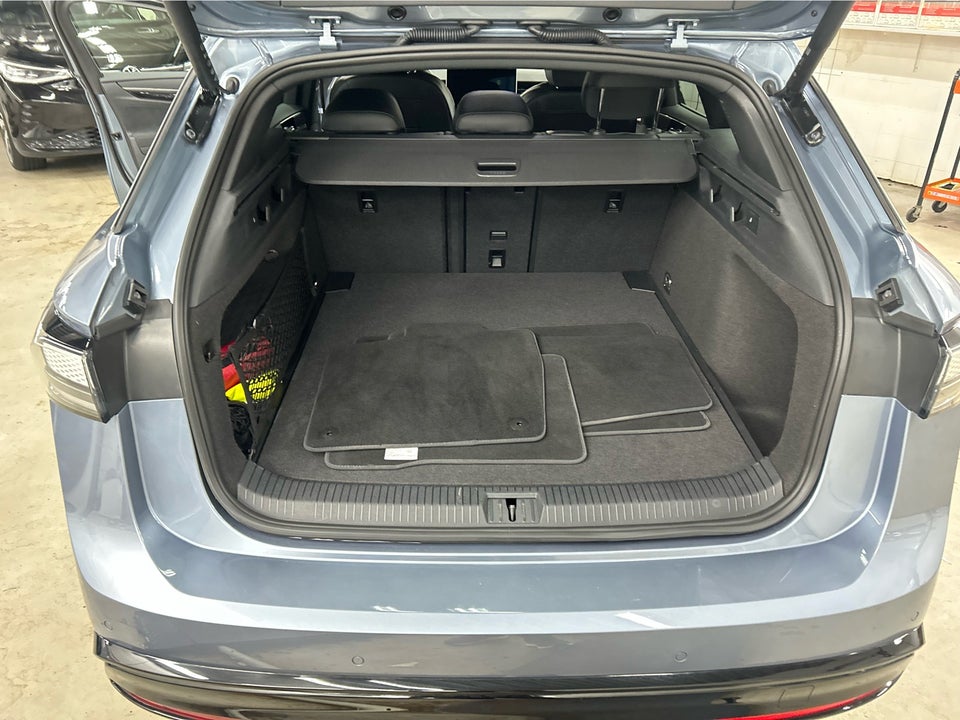 VW ID.7 86 Style S Tourer 5d