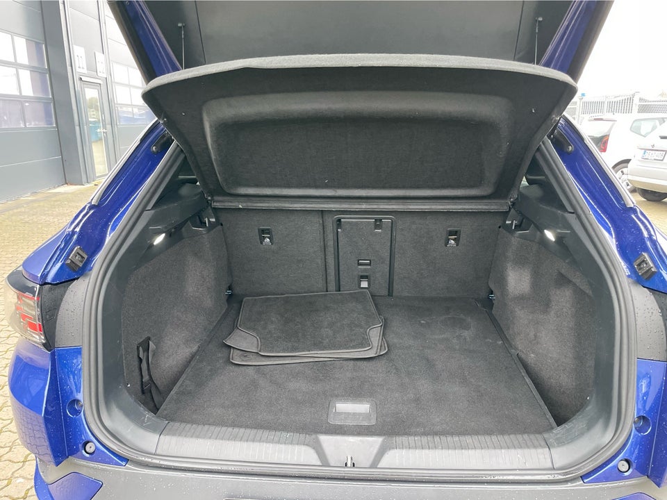 VW ID.4 77 Pro Performance Tech 5d