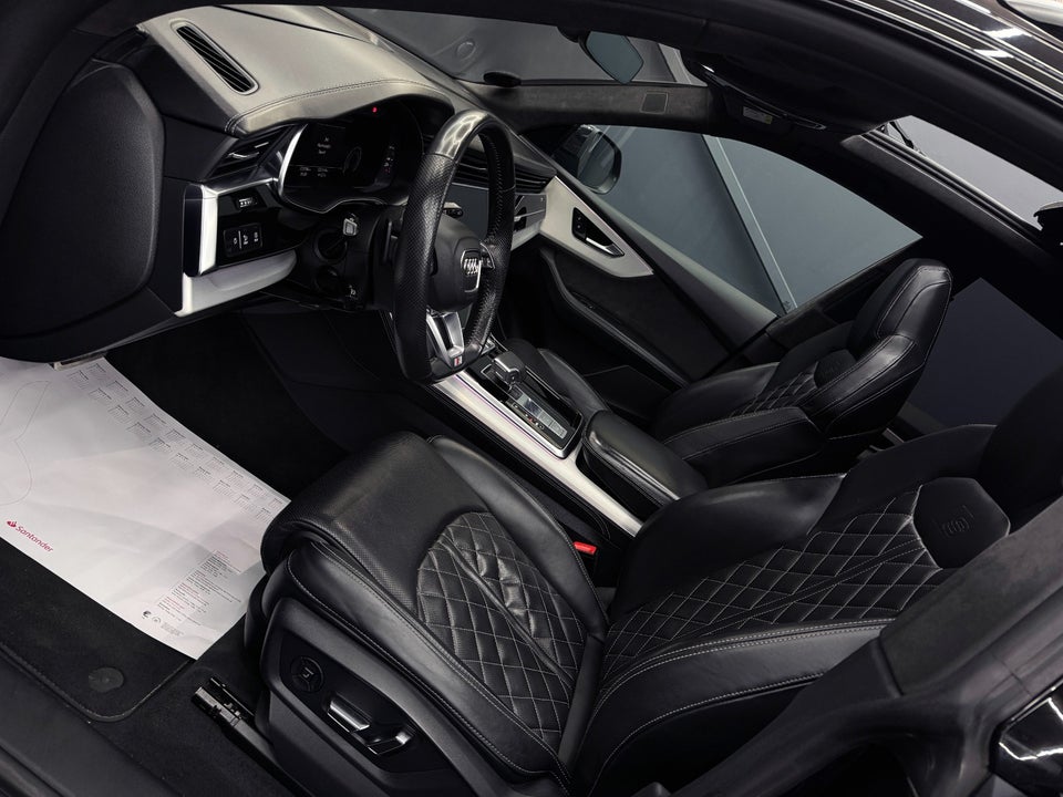 Audi Q8 50 TDi S-line quattro Tiptr. 5d