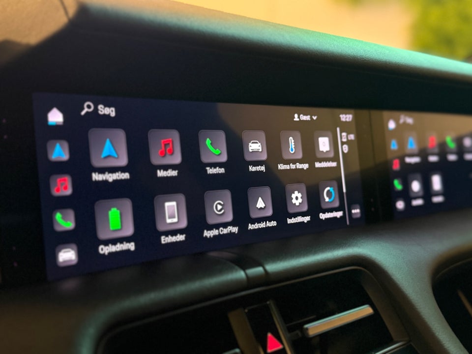 Porsche Taycan 4S Performance+ 4d