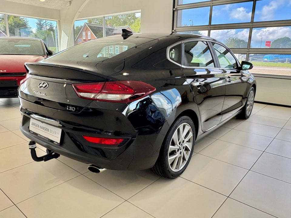 Hyundai i30 1,0 T-GDi Premium Fastback 5d