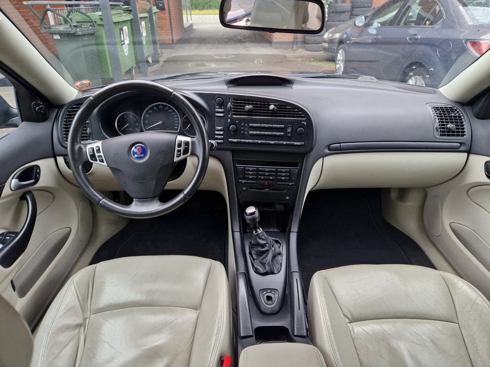 Saab 9-3 1,8 T Vector SportCombi Hirsch 5d