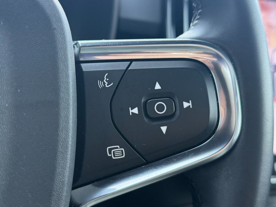 Volvo XC40 ReCharge Extended Range Ultimate 5d