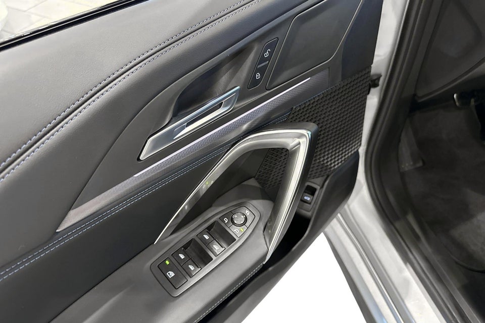 BMW iX1 eDrive20 M-Sport 5d