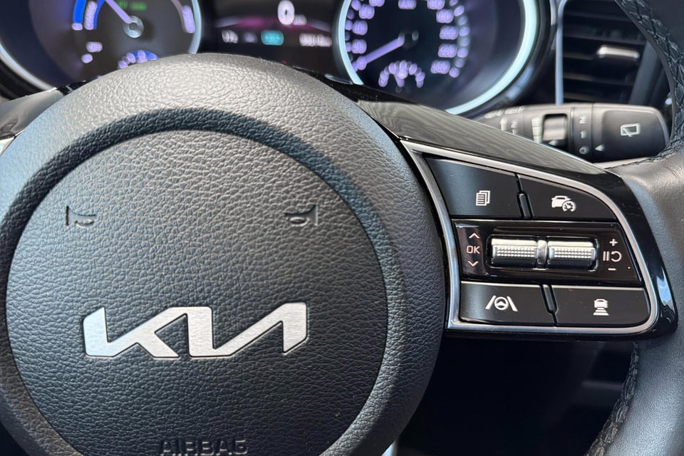 Kia Ceed 1,6 PHEV Prestige SW DCT 5d