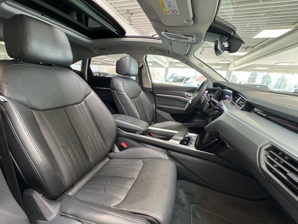 Audi e-tron 55 Advanced Sportback quattro 5d