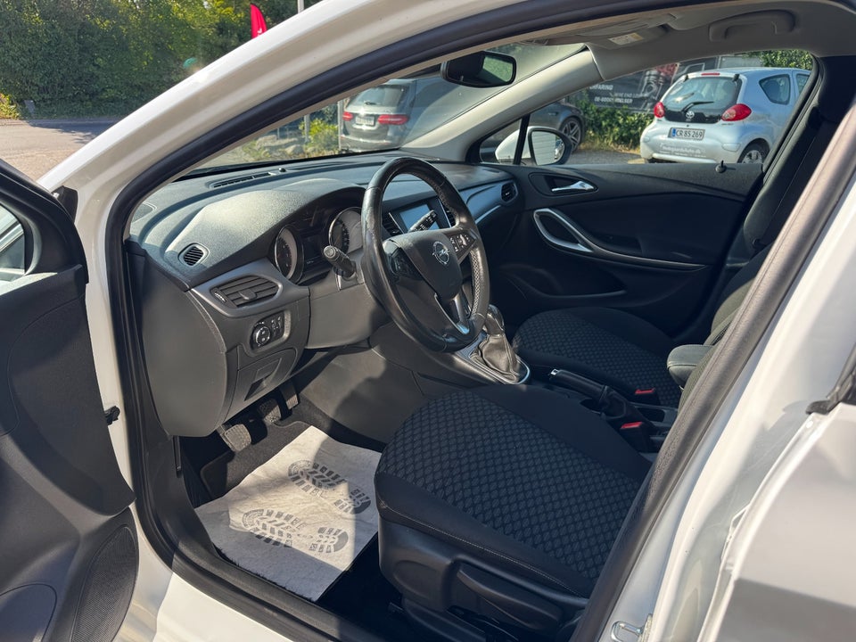 Opel Astra 1,0 T 105 Enjoy Sports Tourer 5d