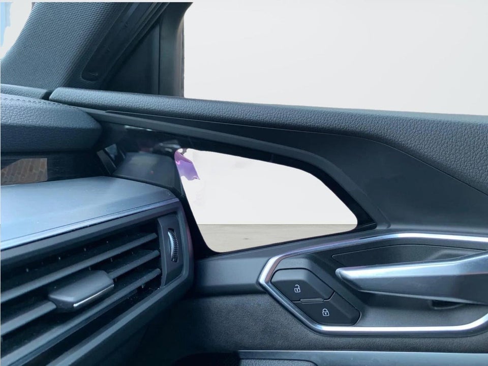 Audi e-tron 55 S-line Sportback quattro 5d