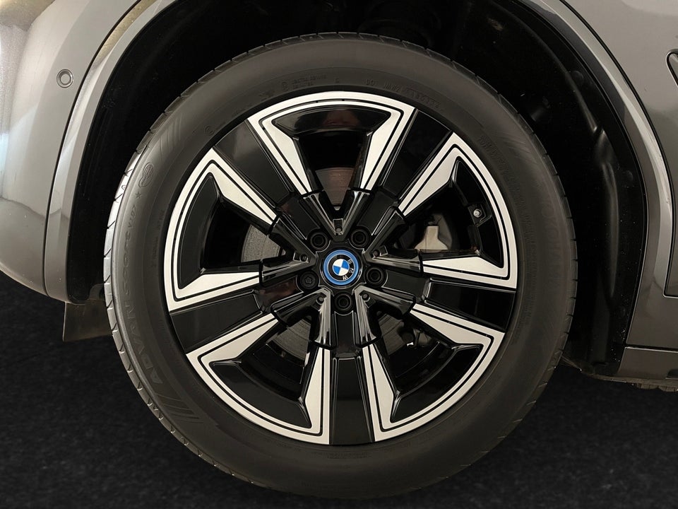 BMW iX3 Charged M-Sport 5d