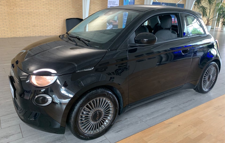 Fiat 500e Icon 3d