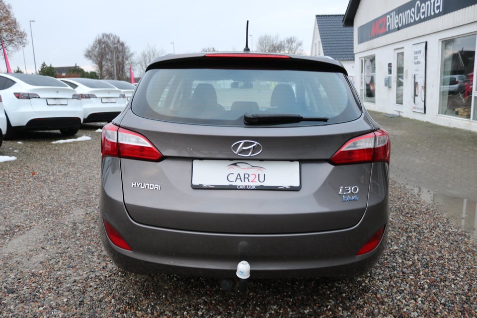 Hyundai i30 1,6 CRDi 110 Style CW Eco 5d