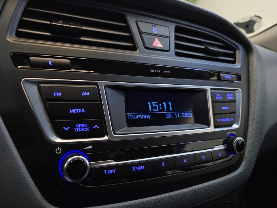 Hyundai i20 1,25 Move 5d