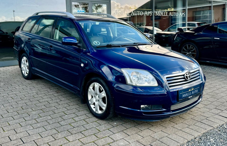 Toyota Avensis 2,4 Sol stc. aut. 5d