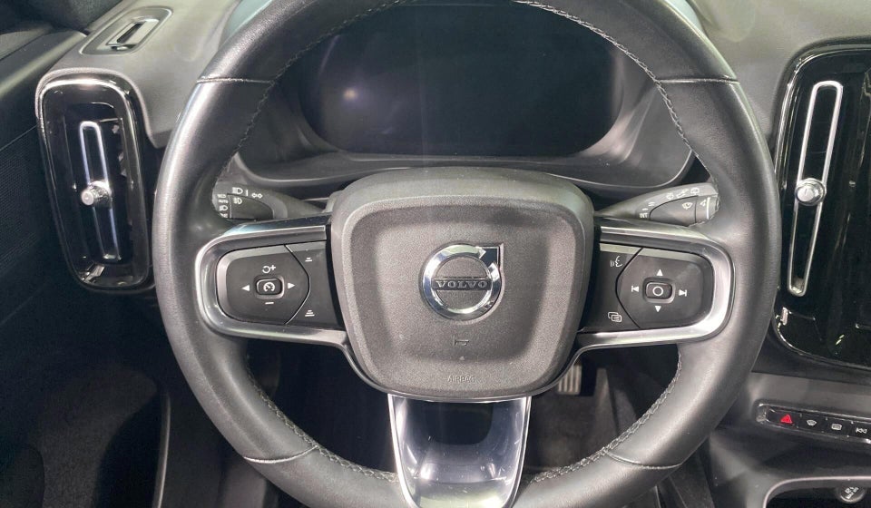 Volvo XC40 P6 ReCharge Core 5d