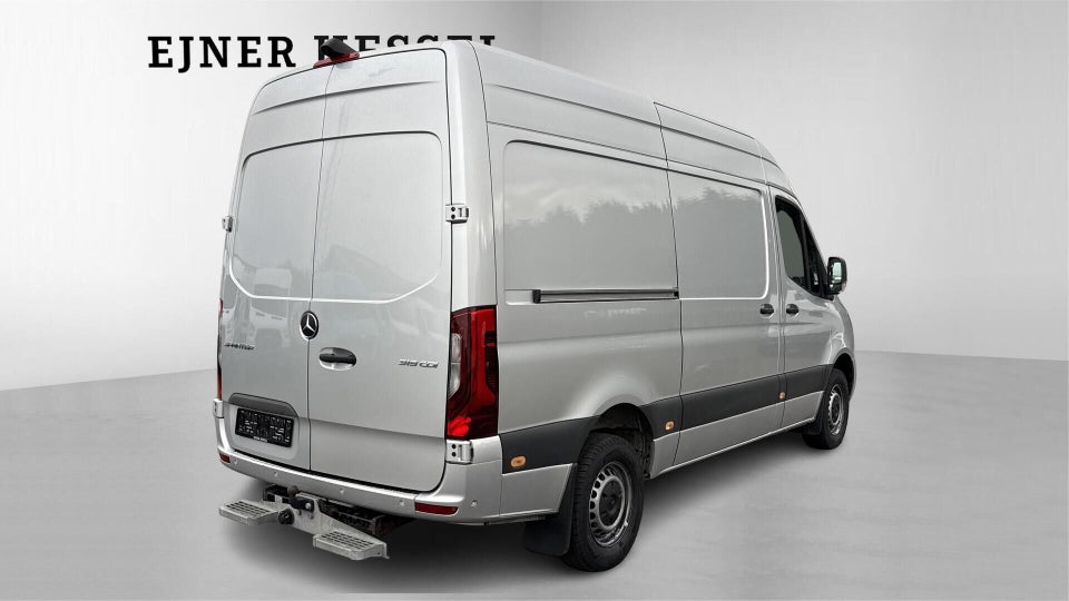 Mercedes Sprinter 319 2,0 CDi A2 Kassevogn aut. RWD