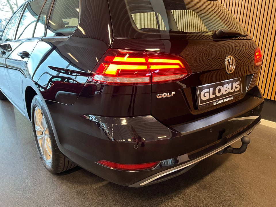 VW Golf VII 1,6 TDi 115 Comfortline Connect Variant 5d
