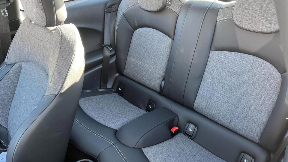 MINI Cooper SE Classic Trim 3d