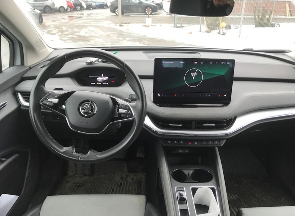 Skoda Enyaq 60 iV Loft 5d