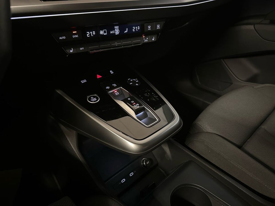 Audi Q4 e-tron 40 Attitude 5d
