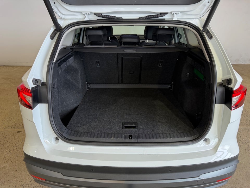 Skoda Enyaq 80 iV Plus Loft 5d