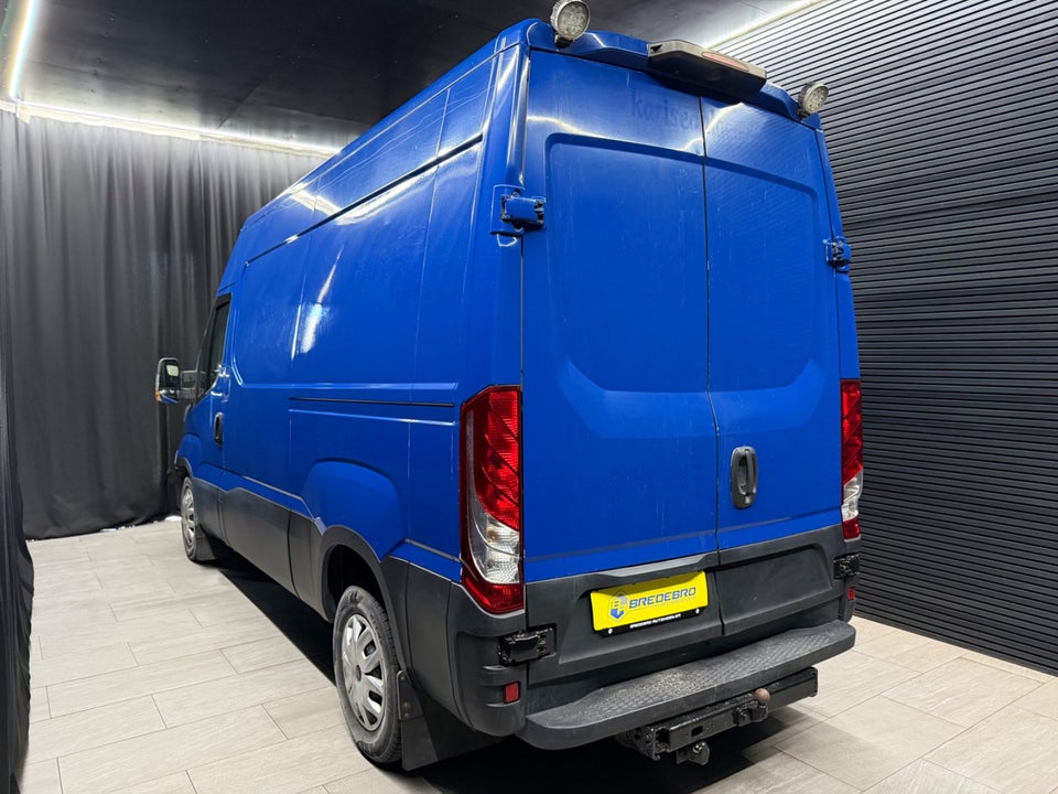 Iveco Daily 2,3 35S13 10,8m³ Van
