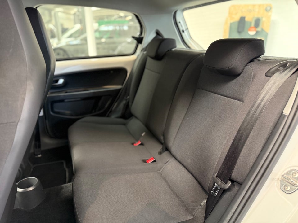 VW Up! 1,0 MPi 60 Move Up! BMT 5d