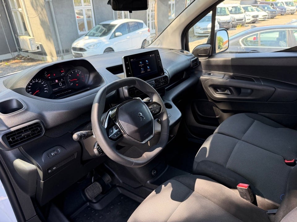 Peugeot Partner 1,5 BlueHDi 130 L1V1 Plus EAT8 Van