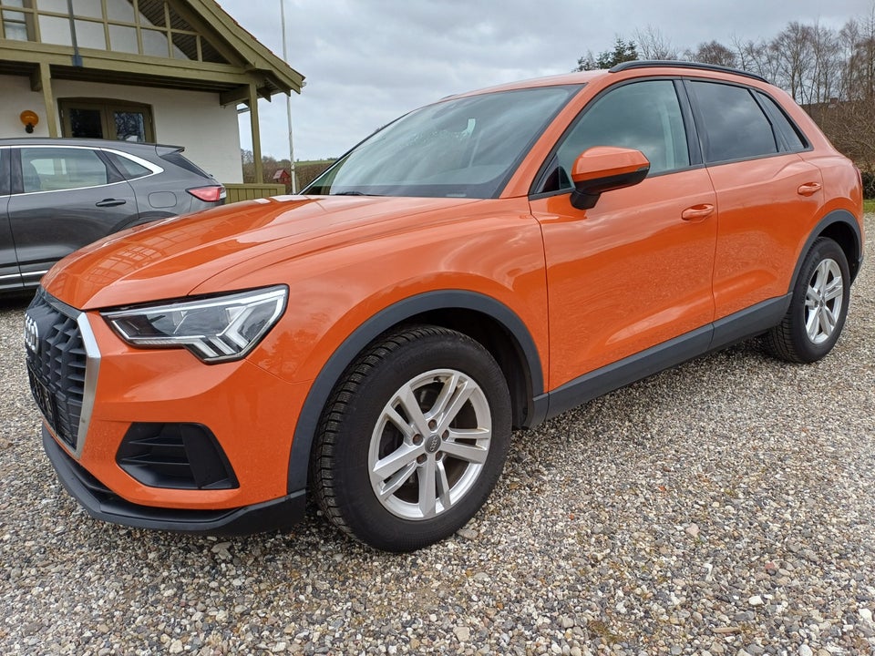 Audi Q3 35 TDI Advanced S-tr. Van 5d