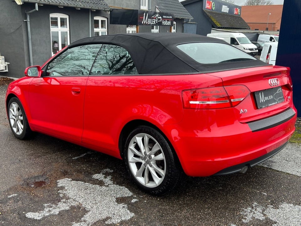 Audi A3 1,6 TDi Attraction Cabriolet 2d
