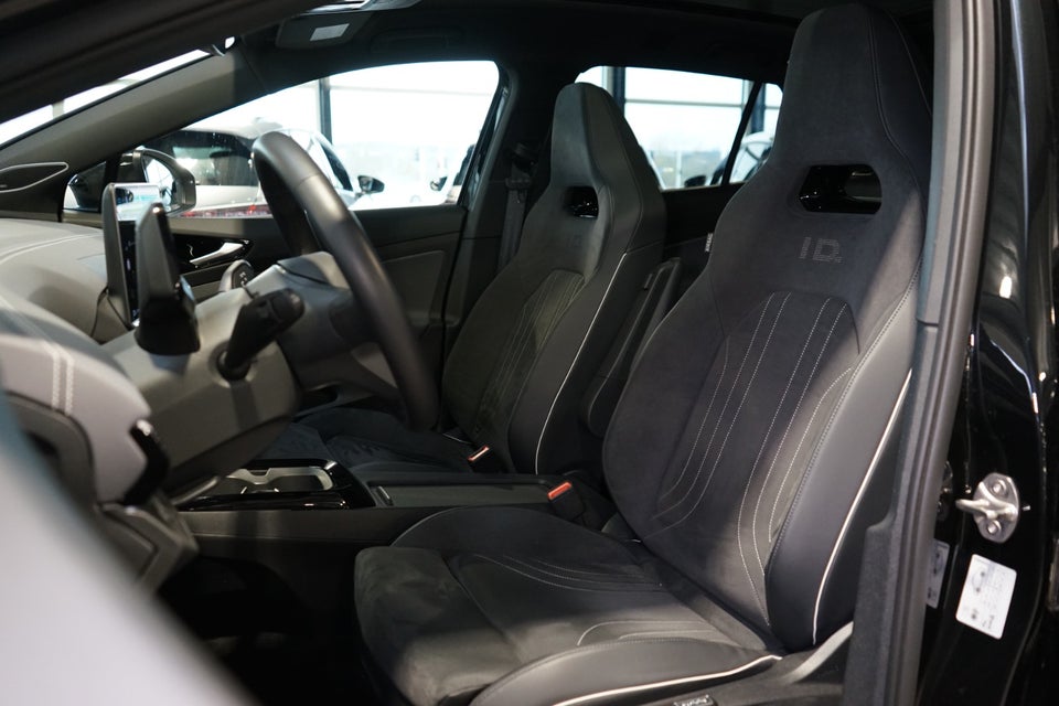 VW ID.4 77 Style 5d
