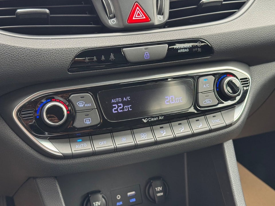 Hyundai i30 1,0 T-GDi Premium 5d