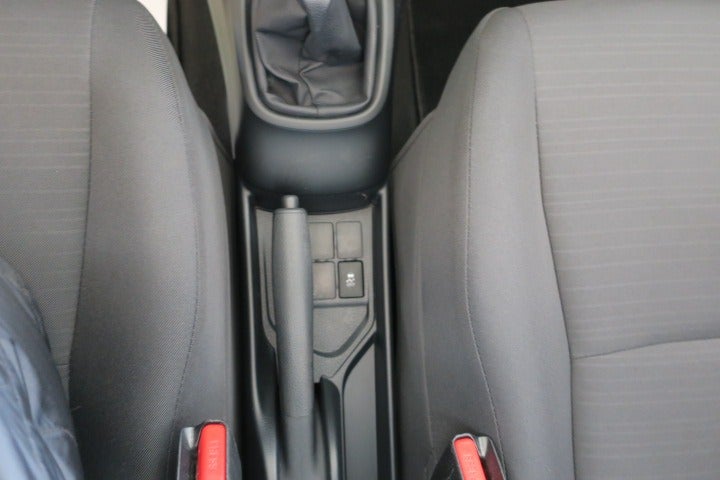 Toyota Yaris 1,0 VVT-i T1 3d