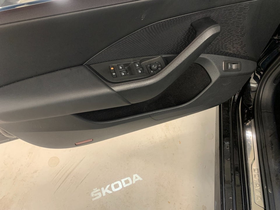 Skoda Octavia 1,5 eTSi 150 Style Combi DSG 5d