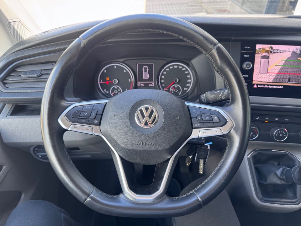 VW Transporter 2,0 TDi 150 Kassevogn lang