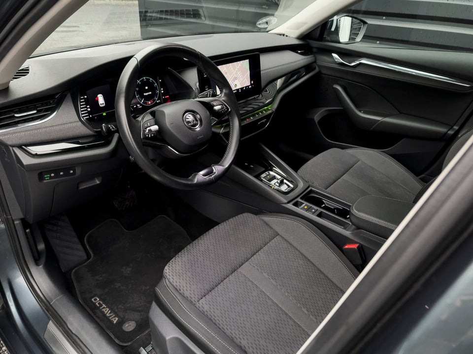 Skoda Octavia 1,4 TSi iV Ambition Combi DSG 5d