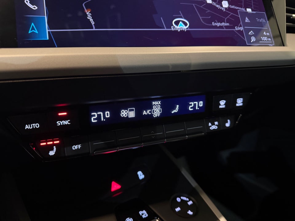 Audi Q4 e-tron 40  5d