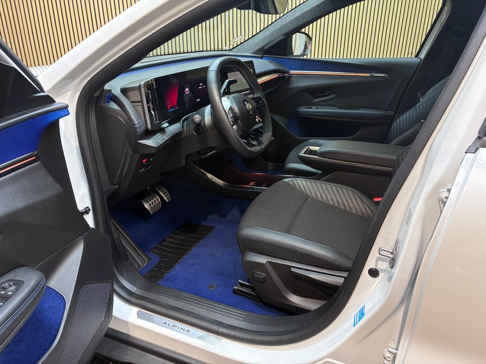 Renault Scenic E-Tech 87 Esprit Alpine 5d
