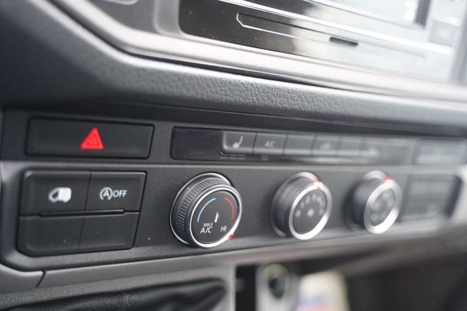 VW Crafter 35 2,0 TDi 140 Kassevogn L3H2