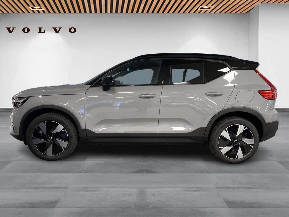 Volvo XC40 P6 ReCharge Plus 5d